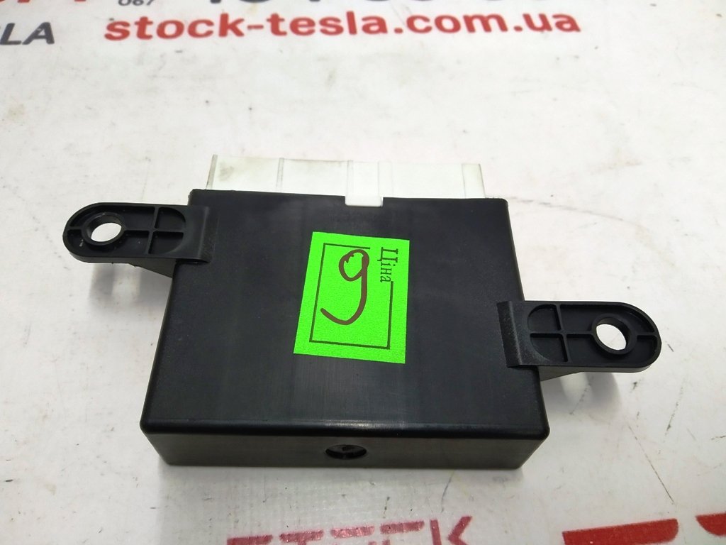 12 Unidad de control de ParkTronics y freno de estacionamiento AP 2.5 Tesla Model S REST, Tesla Modelo X 1129519-00-AA